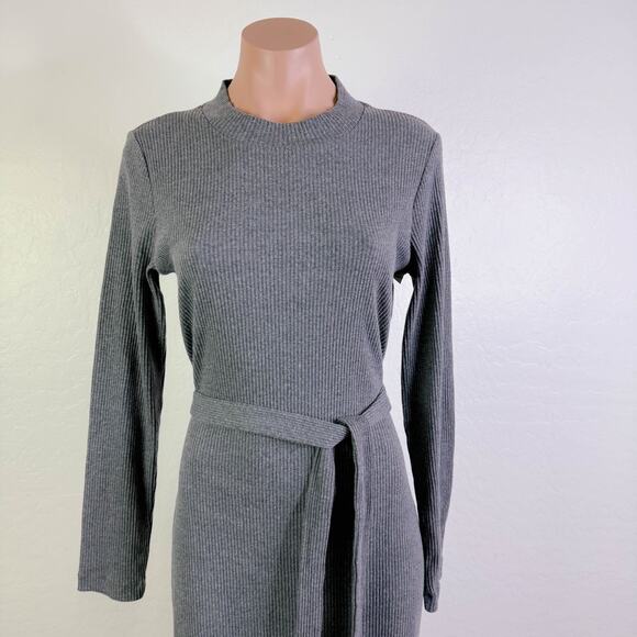 Socialite Long Sleeve Mock Neck Bodycon Midi Sweater Dress Gray Minimal L NWT - Picture 3 of 10
